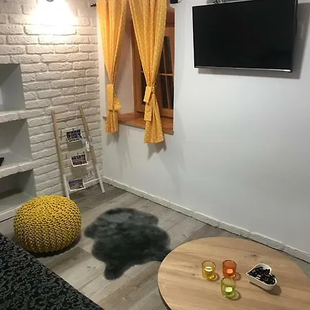 Διαμέρισμα Mira's Dream,self Check-in