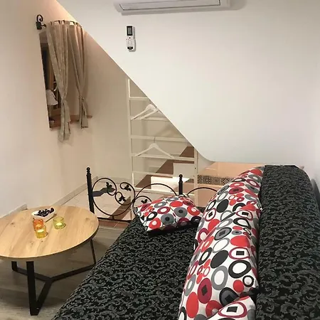 Mira's Dream,self Check-in Σπλιτ